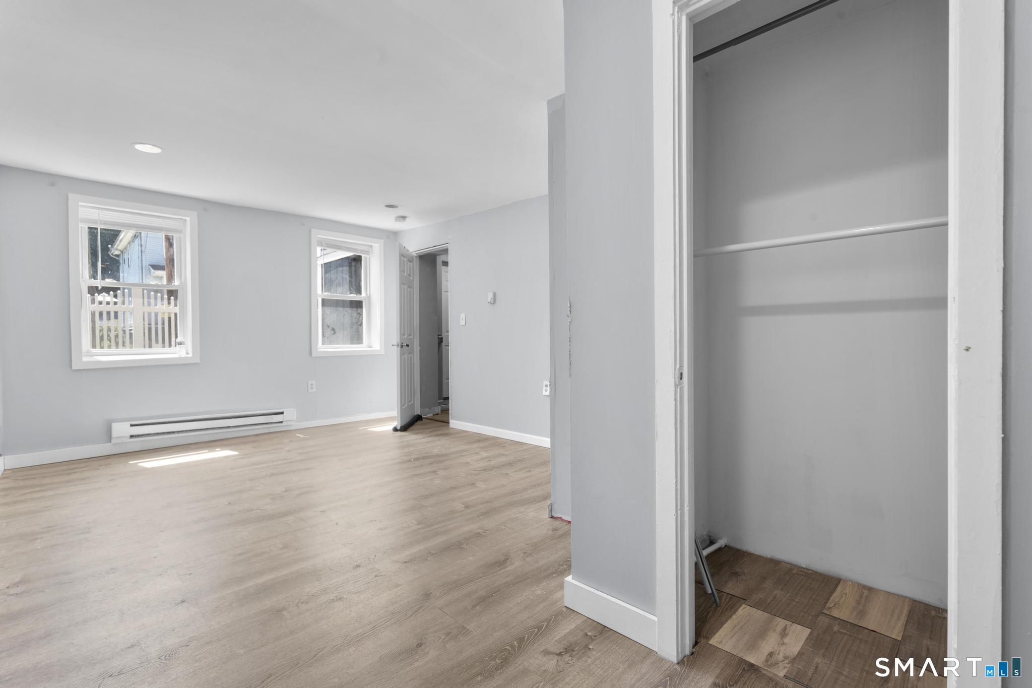 79 Hallock Street