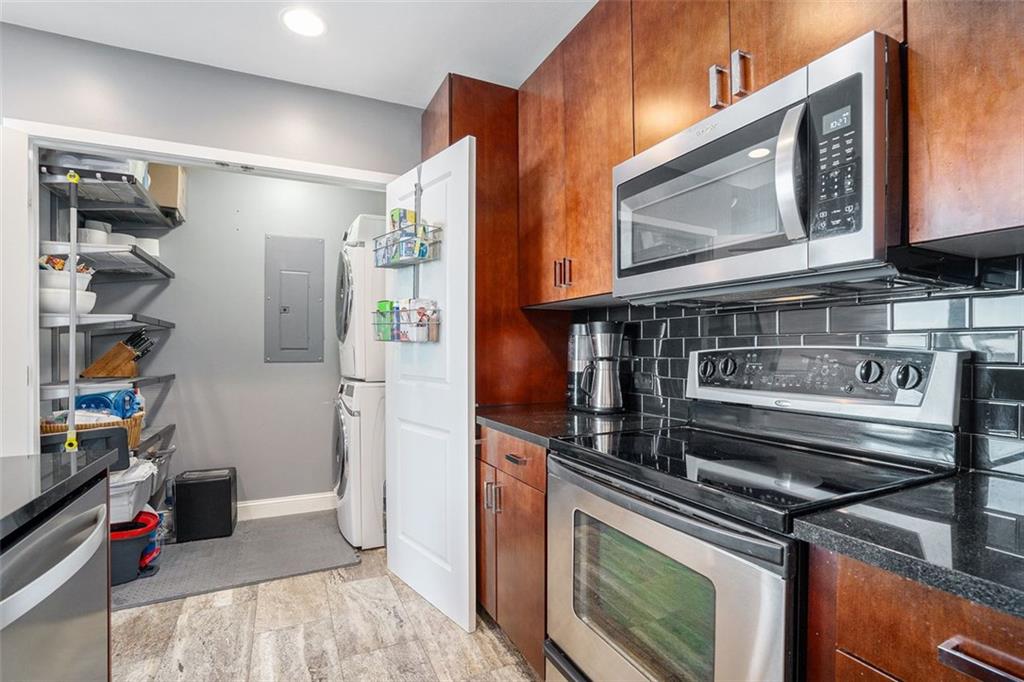 860 PEACHTREE Street NE Unit 2417