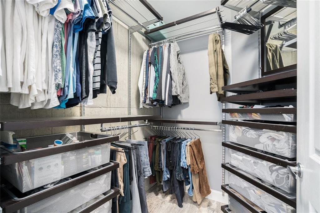 860 PEACHTREE Street NE Unit 2417