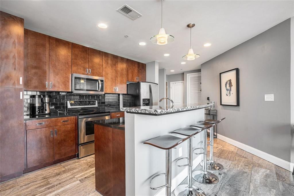 860 PEACHTREE Street NE Unit 2417