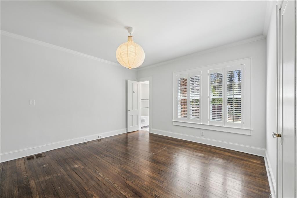 185 E Wesley Road NE