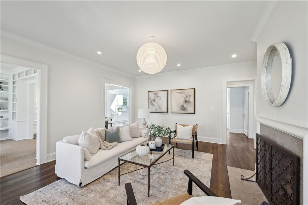 185 E Wesley Road NE