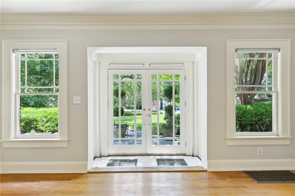 1500 N Highland Avenue NE