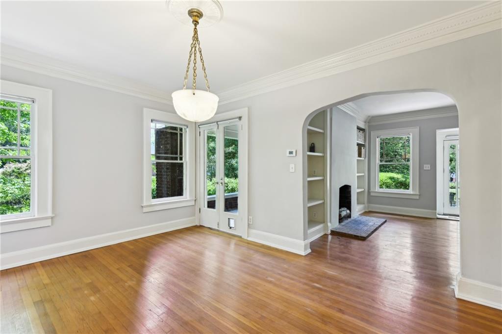 1500 N Highland Avenue NE