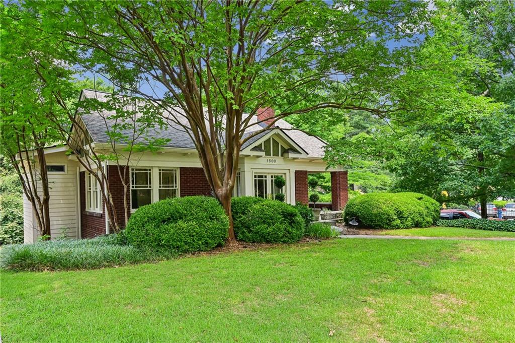 1500 N Highland Avenue NE