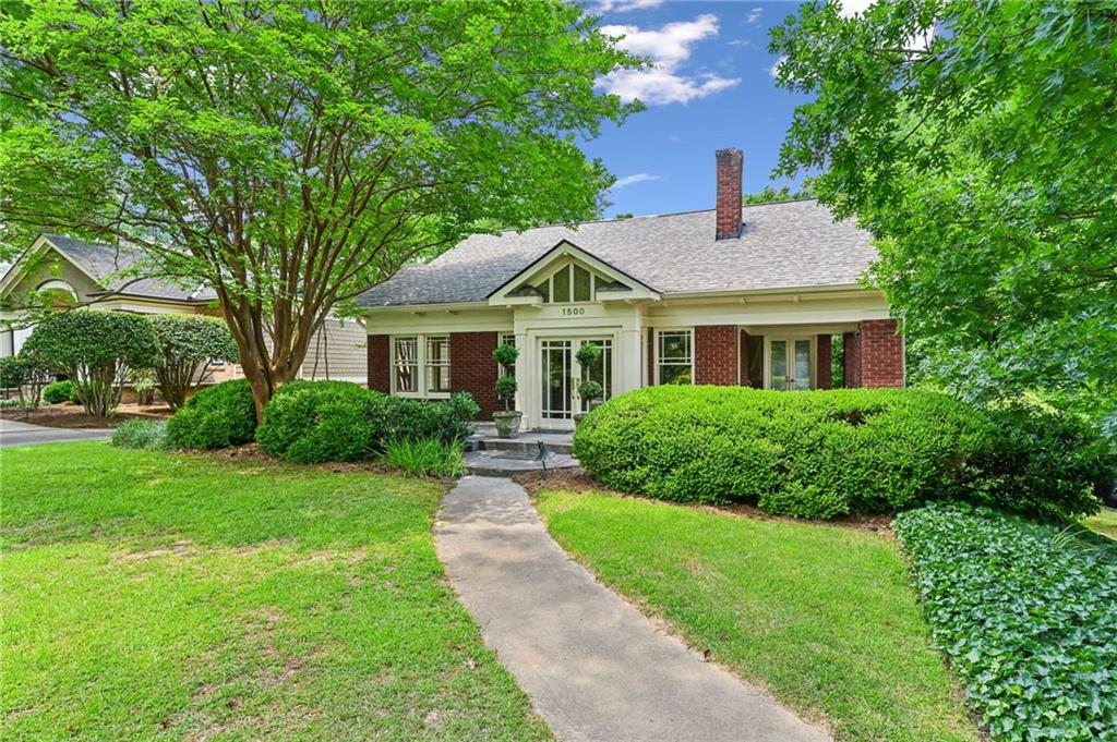 1500 N Highland Avenue NE