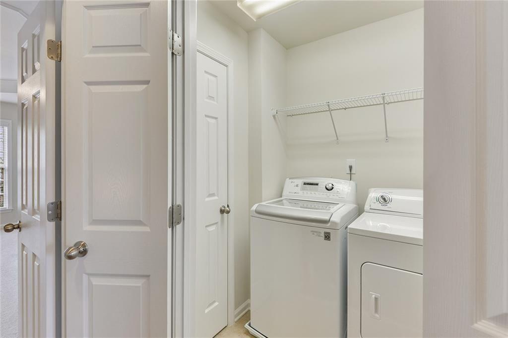 366 Ardmore Court NW