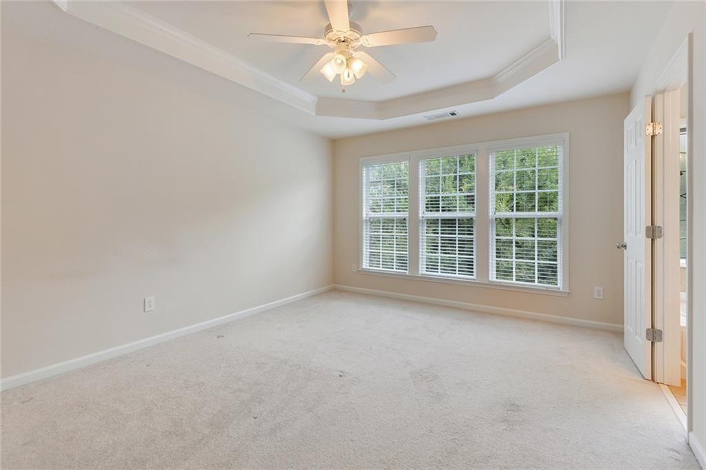 366 Ardmore Court NW