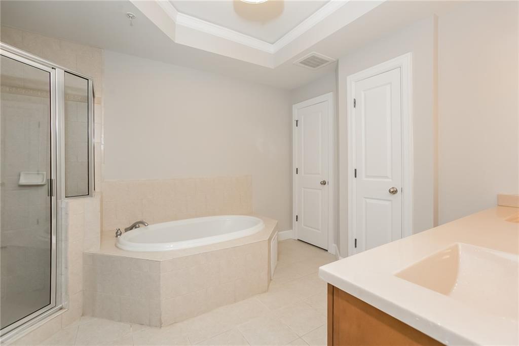 1381 Parkview Lane NE