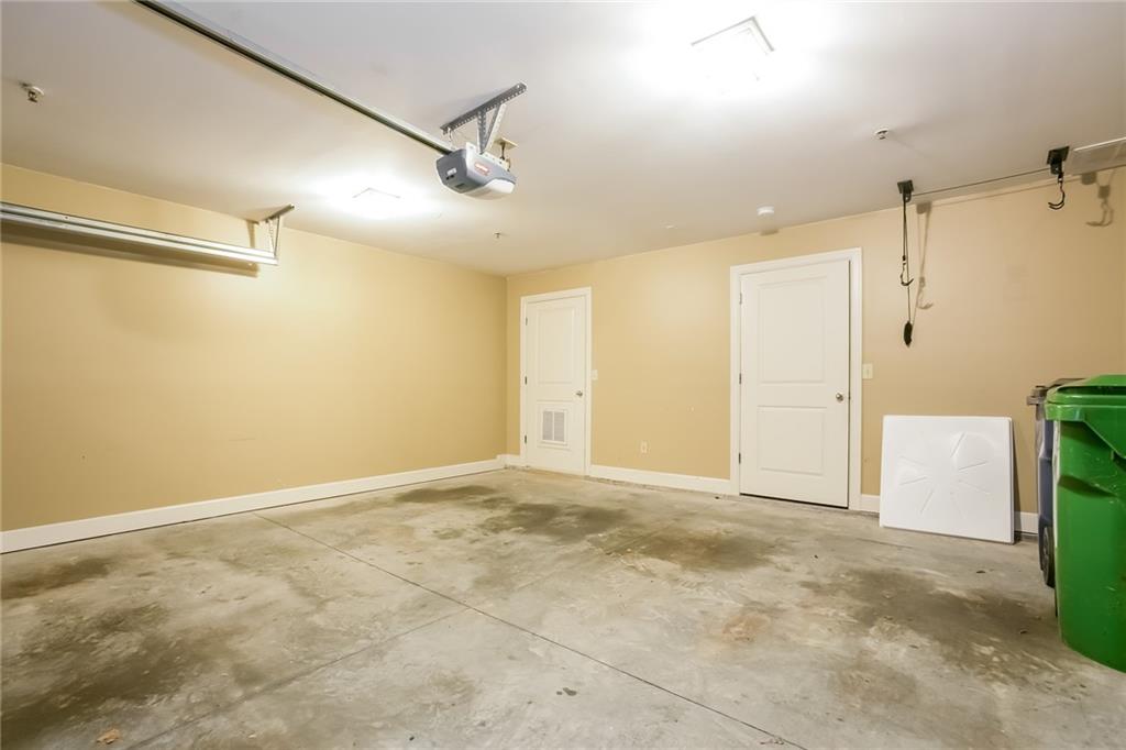 1381 Parkview Lane NE