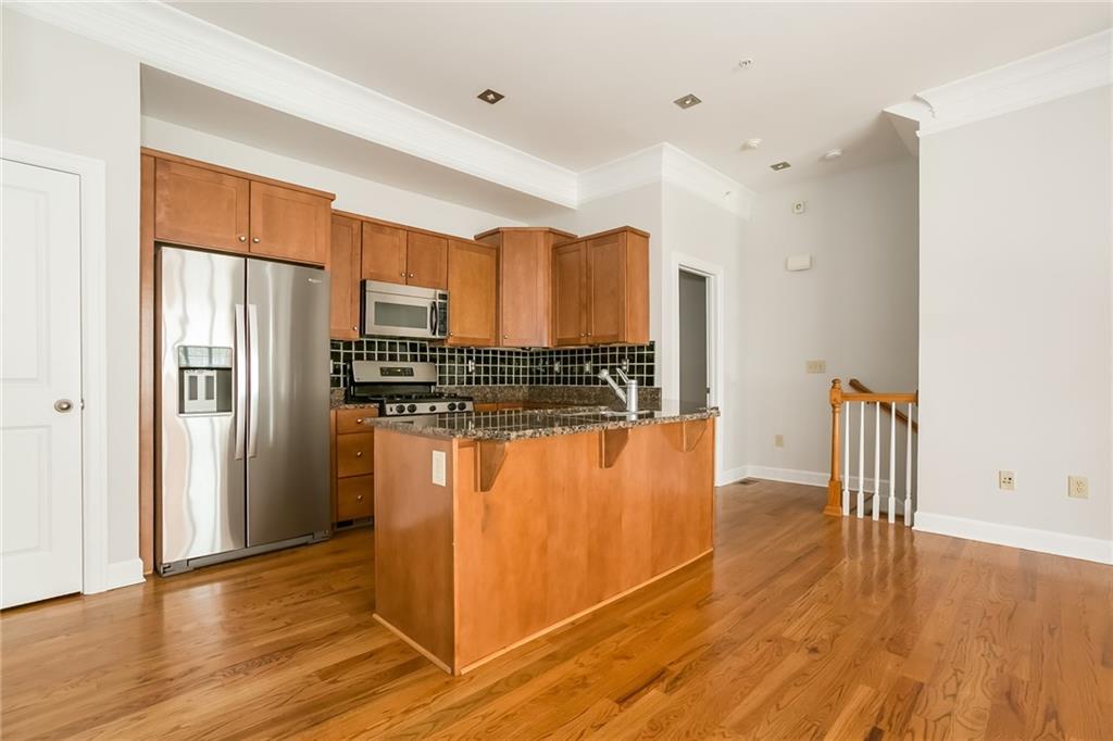 1381 Parkview Lane NE