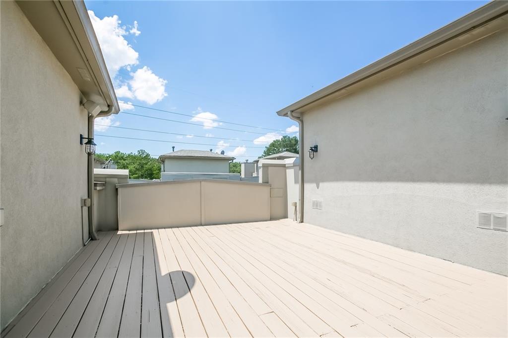 1381 Parkview Lane NE