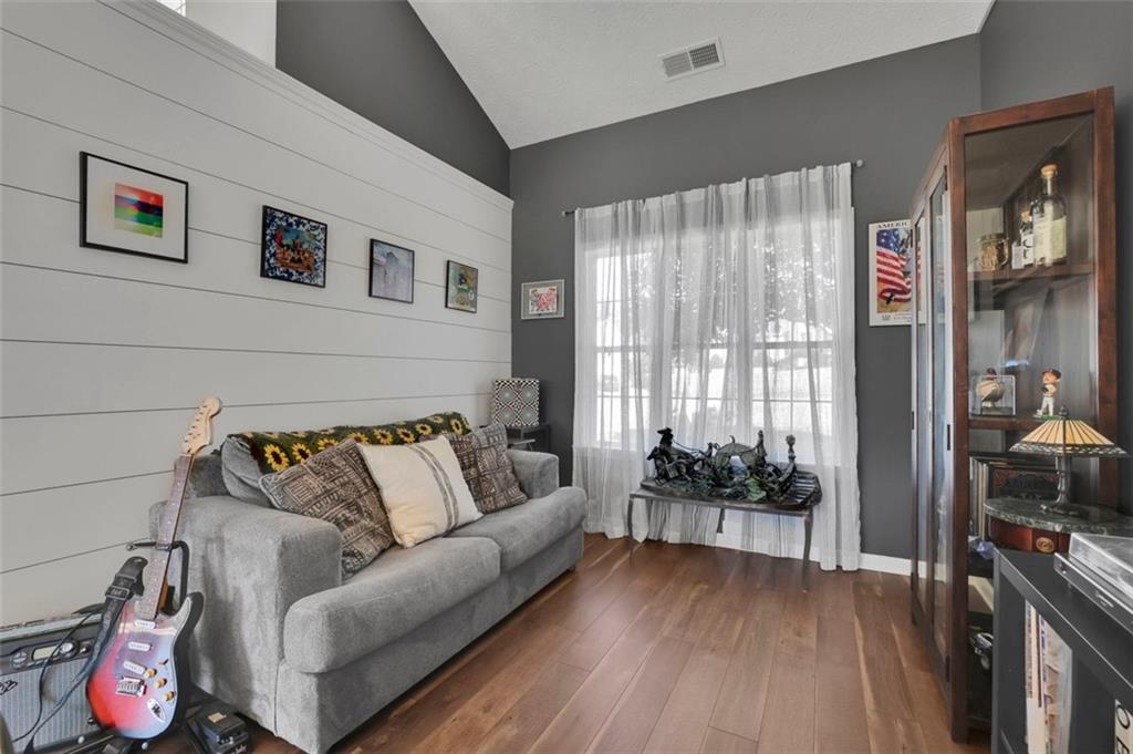 1025 AMBER LEAF Court