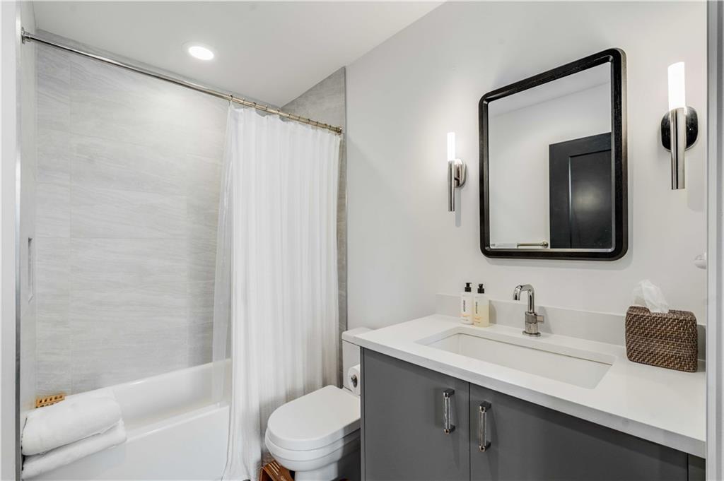 661 Auburn Avenue NE Unit 16