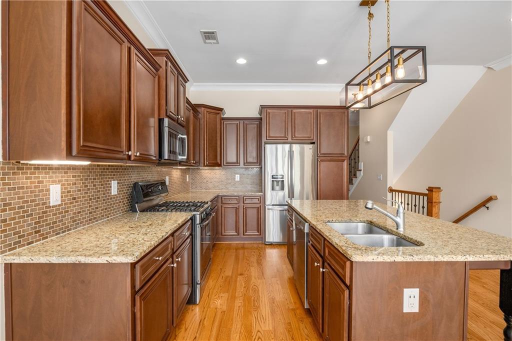 1420 Briarhaven Trail NE