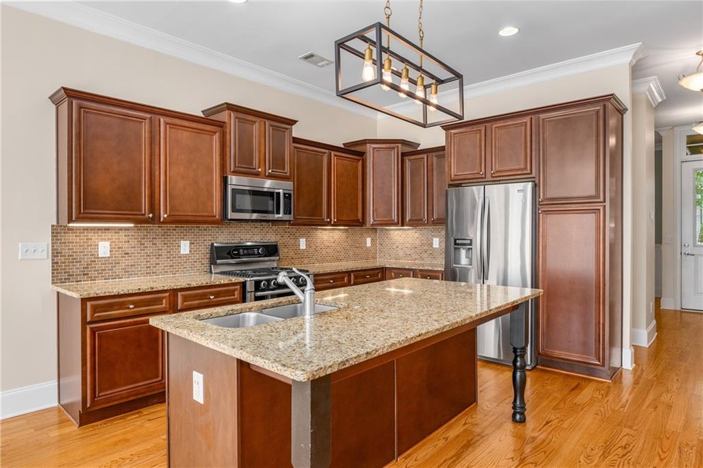 1420 Briarhaven Trail NE