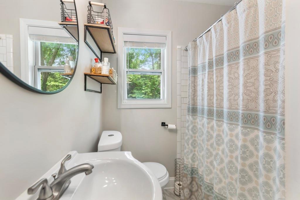 1759 N Olympian Way SW