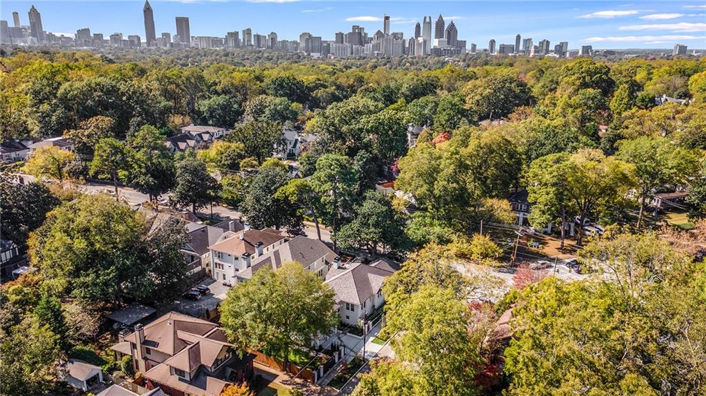 1323 N Highland Avenue NE