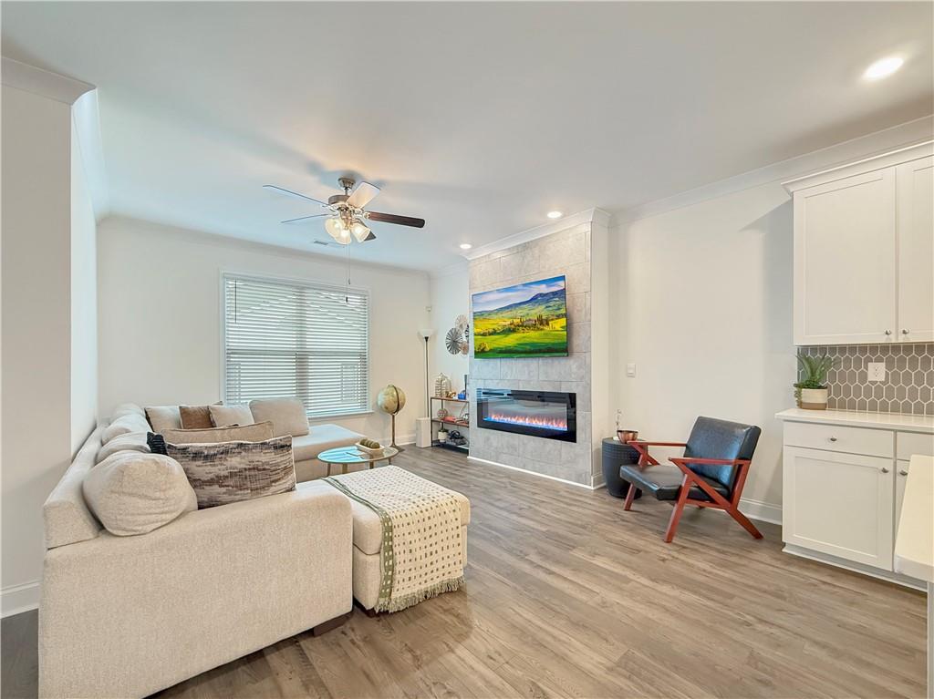 1160 Kendron Lane Unit 16