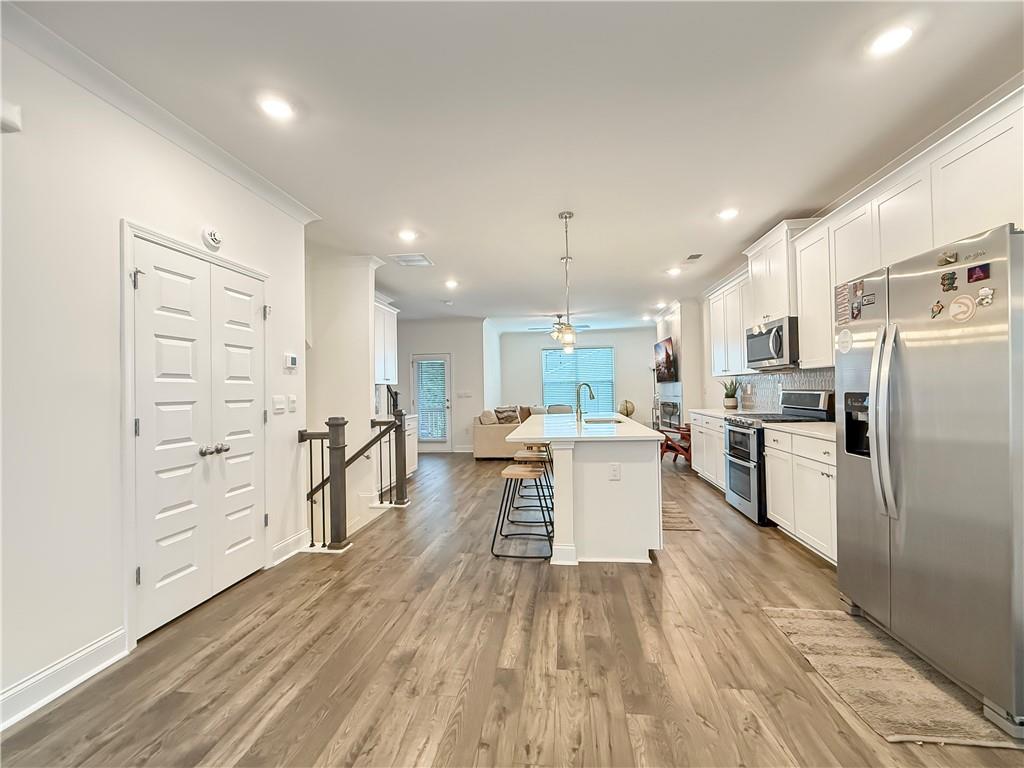 1160 Kendron Lane Unit 16