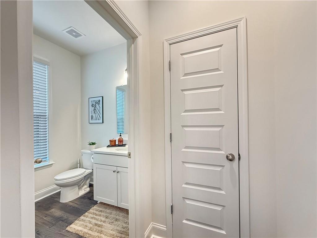 1160 Kendron Lane Unit 16