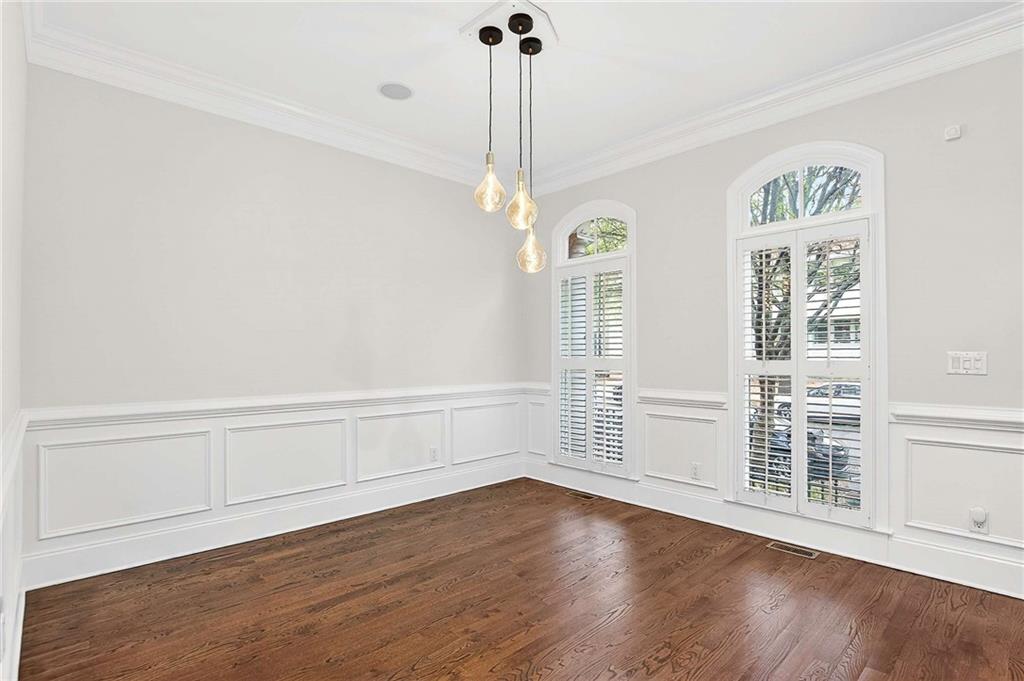 841 Inman Village Parkway NE