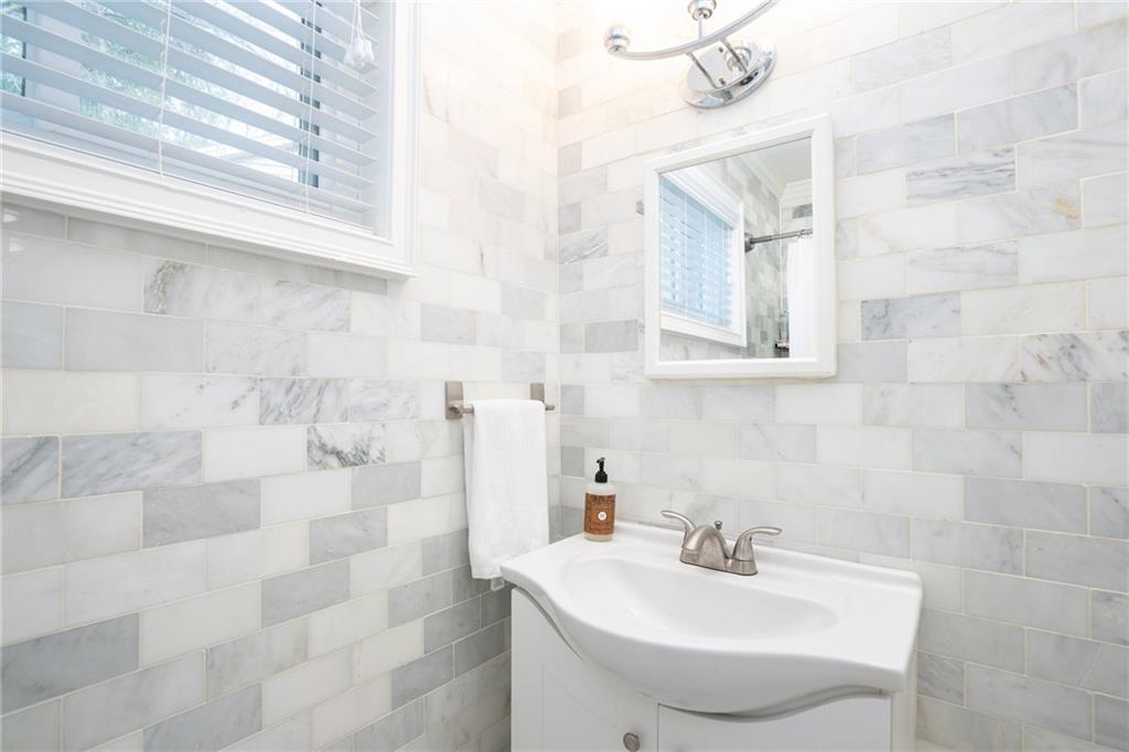 100 Biscayne Drive NW Unit D1