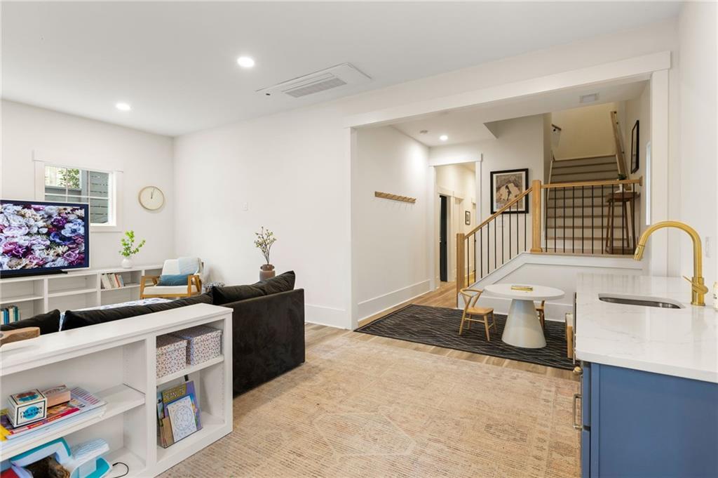 1138 Mado Loop