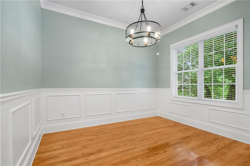 1420 Briarhaven Trail NE