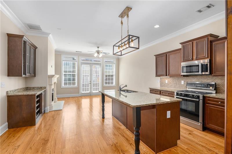 1420 Briarhaven Trail NE