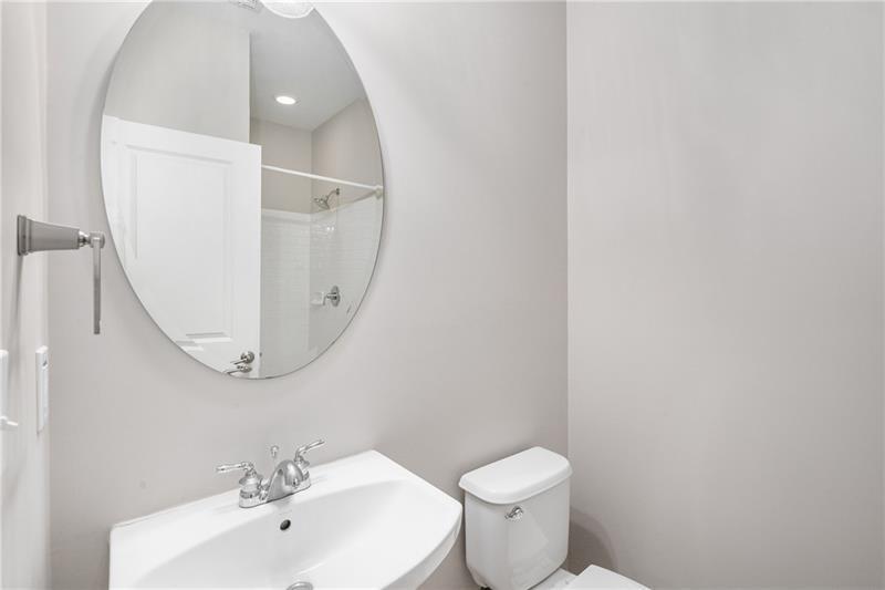 1420 Briarhaven Trail NE