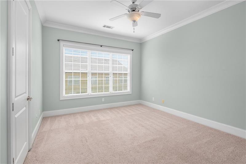 1420 Briarhaven Trail NE