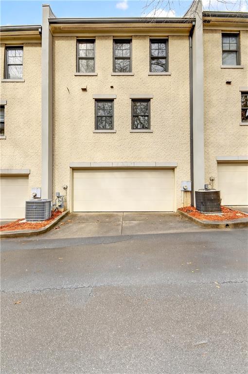 108 Knob Hills Circle