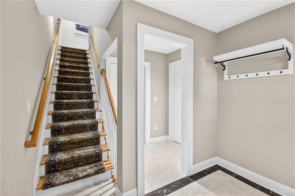 108 Knob Hills Circle