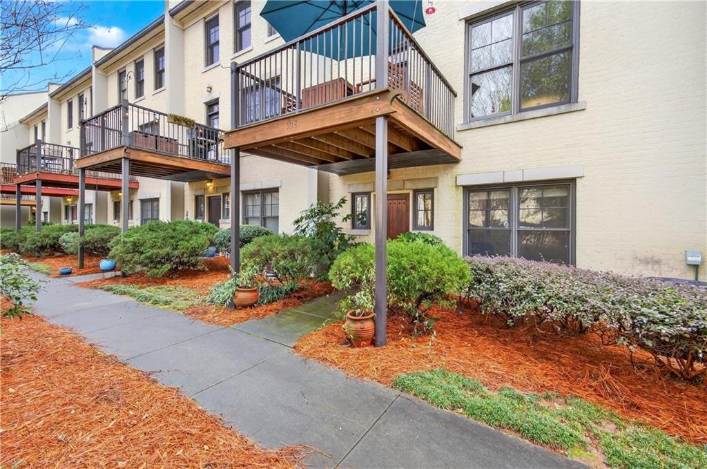 108 Knob Hills Circle