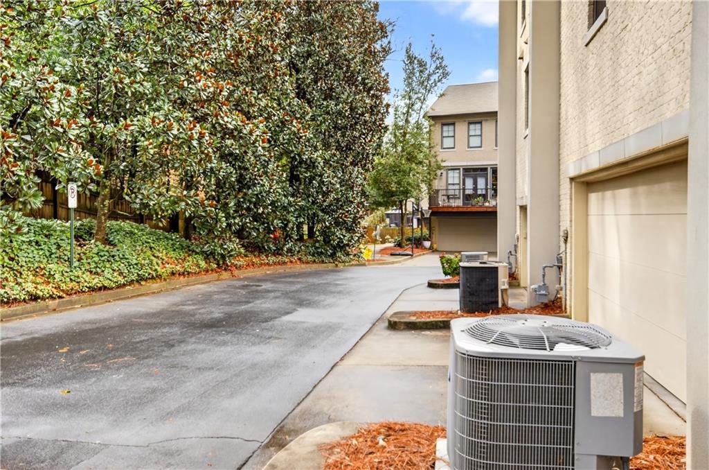 108 Knob Hills Circle