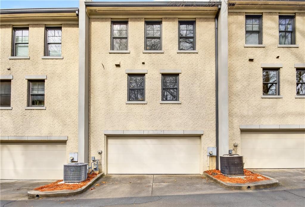 108 Knob Hills Circle