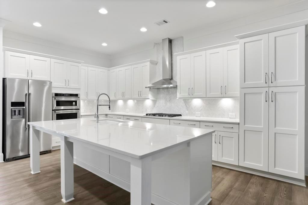 226 Devin Place NE