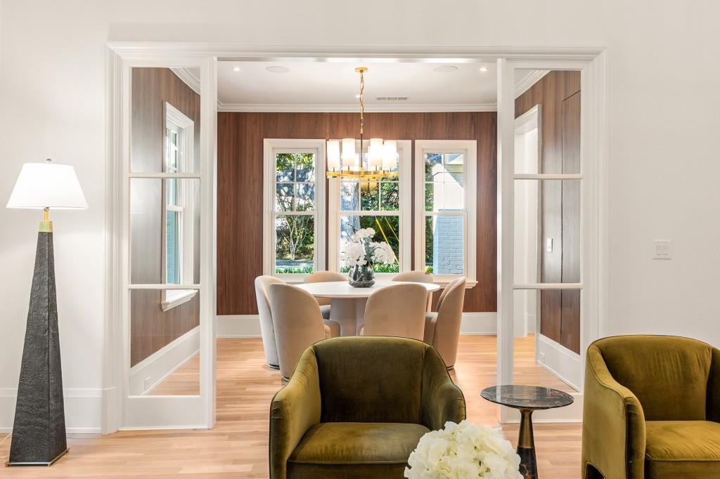 1323 N Highland Avenue NE