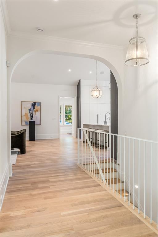 1323 N Highland Avenue NE