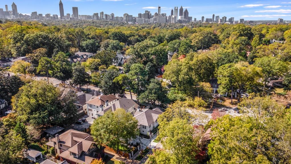 1323 N Highland Avenue NE