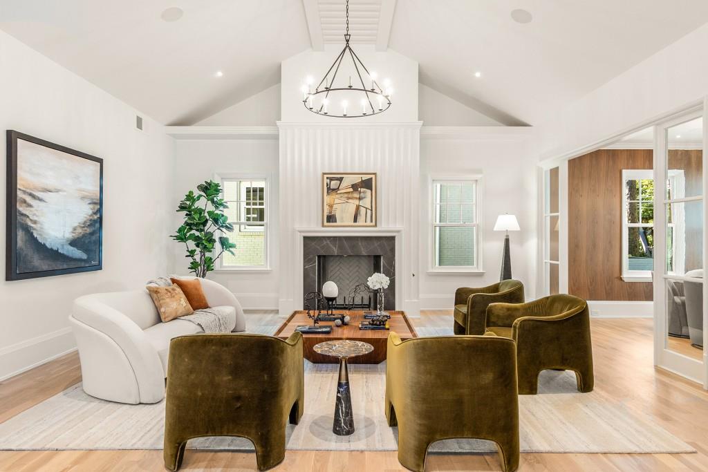 1323 N Highland Avenue NE