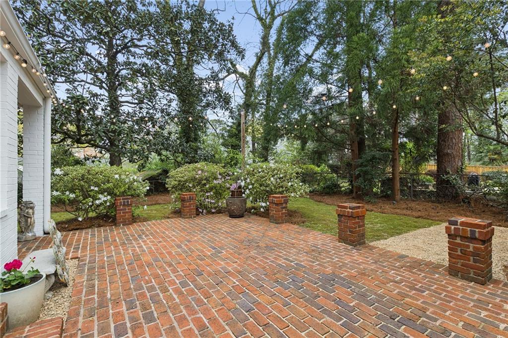 1248 Zimmer Drive NE