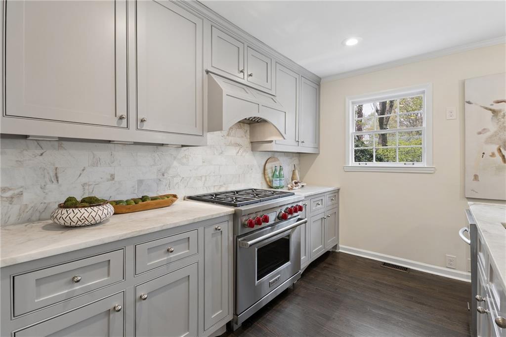 1248 Zimmer Drive NE