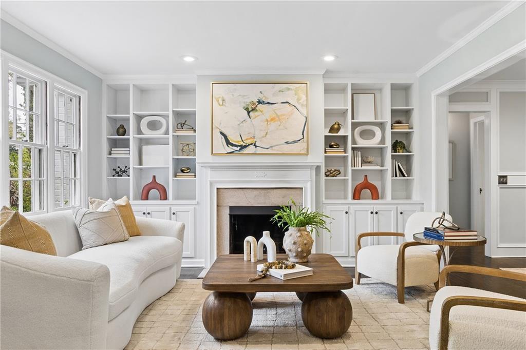 1248 Zimmer Drive NE