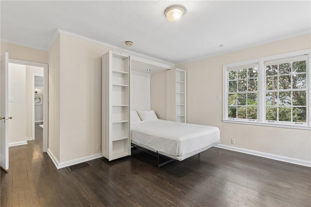 1248 Zimmer Drive NE