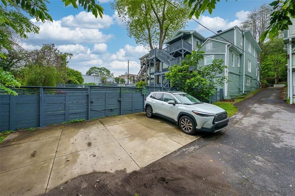 693 Myrtle Street NE Unit 2