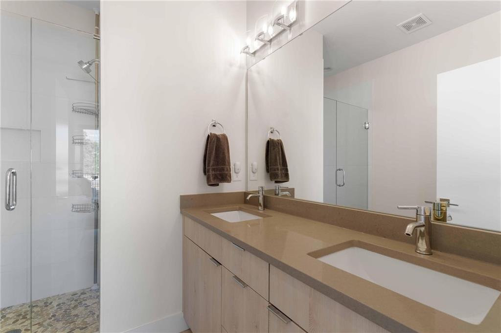 15 Daniel Street SE Unit 1