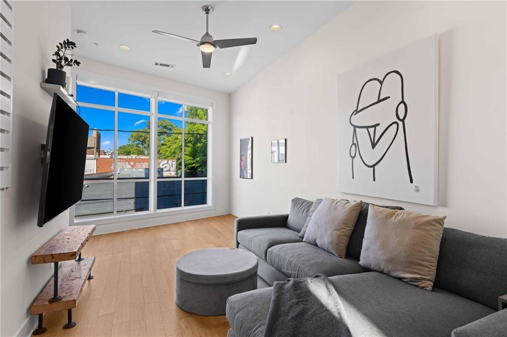 15 Daniel Street SE Unit 1