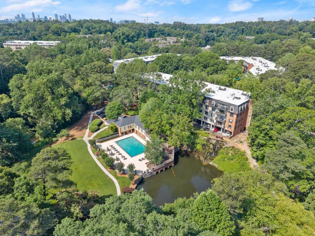 25312 Plantation Drive NE